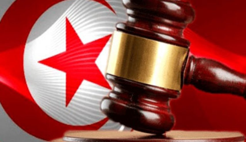 القضاء التونسي يقرر حبس وزير سابق ونائب برلماني بسبب جرائم تدليس