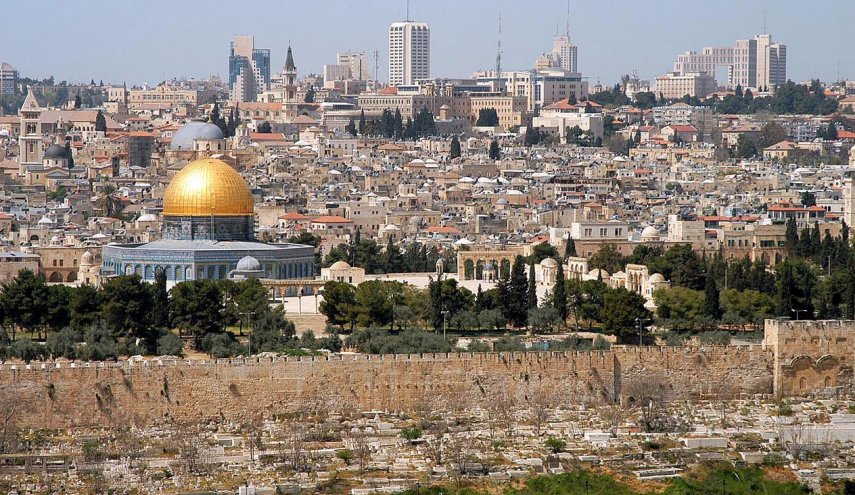 محافظة القدس تحمّل الاحتلال مسؤولية ما يحدث من استهداف للمدينة المقدسة
