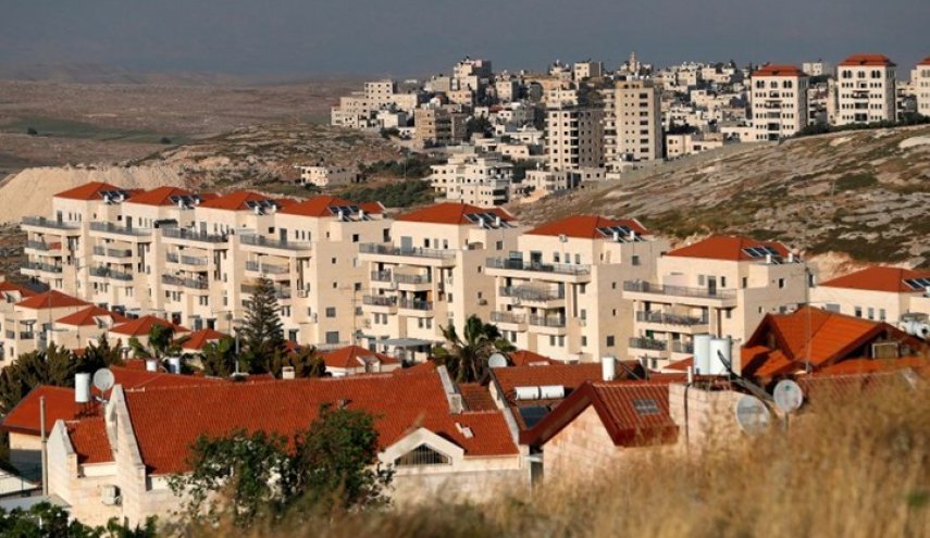 الاحتلال يصادق على بناء 372 وحدة استيطانية في 