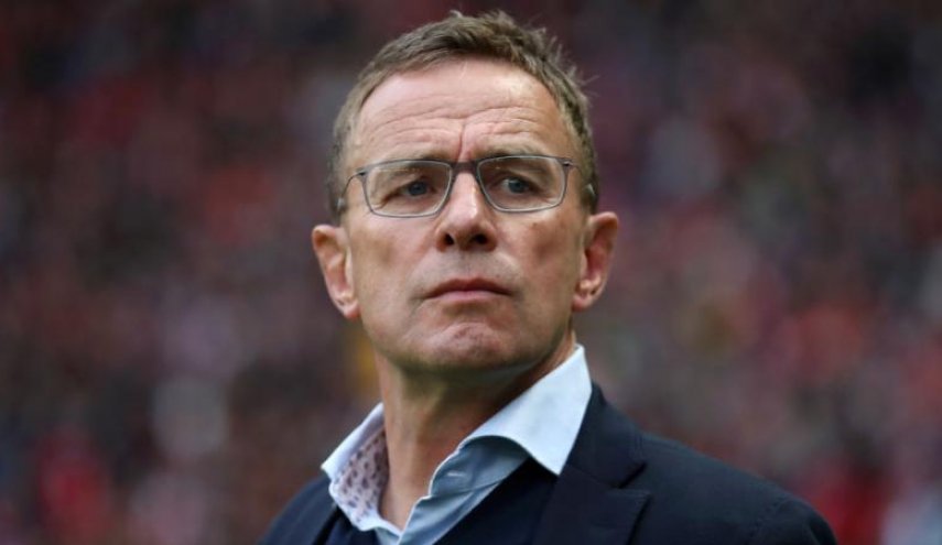 رانجنيك يصل إنجلترا من أجل تولي تدريب مانشستر يونايتد