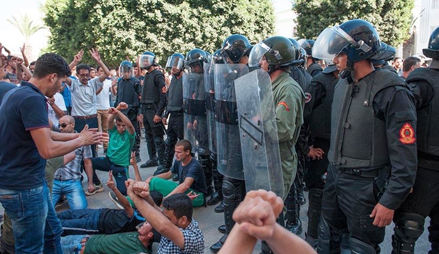 الامن المغربي يمنع وقفة رافضة للتطبيع مع الاحتلال