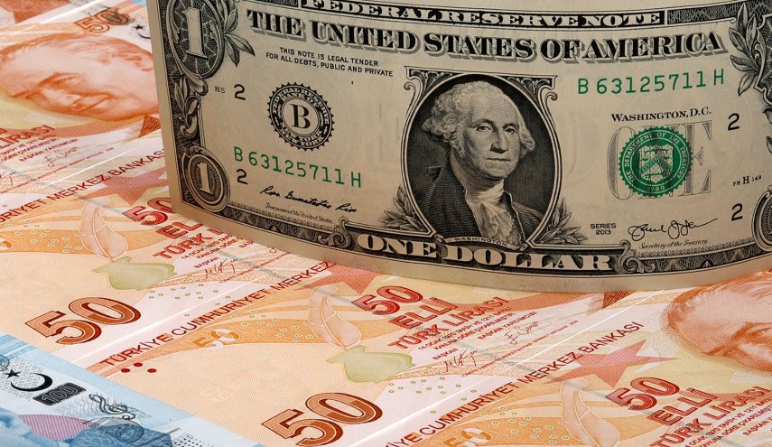 14 ليرة تركية لكل دولار: هبوط بأكثر من 46% هذا العام
