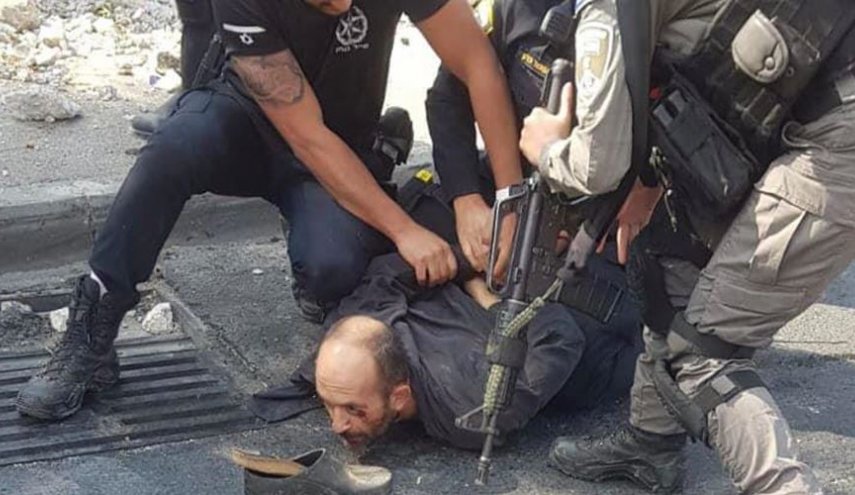 سلطات الإحتلال اعتقلت 365 فلسطينيا بنوفمبر بينهم 42 طفلًا و8 سيدات