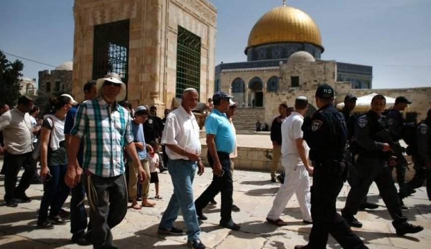 خلال نوفمبر الماضي.. 22 اقتحامًا للأقصى و47 منع أذان في المسجد الإبراهيمي