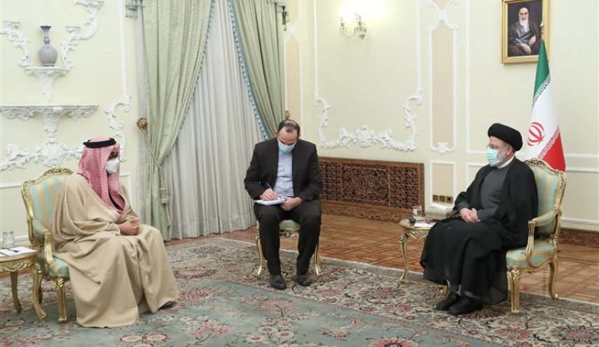 رئيسي: نرحب بتعزيز العلاقات مع الإمارات