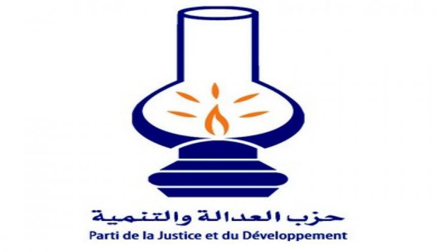 إسلاميو المغرب ينتقدون ميثاق الأغلبية ويهاجمون رئيس الحكومة