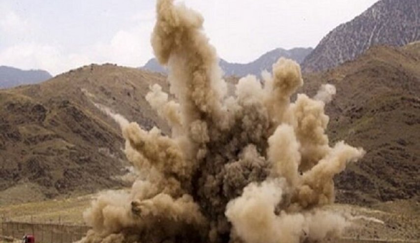 استشهاد طفلين سوريين وإصابة اثنين بانفجار لغم في دير الزور