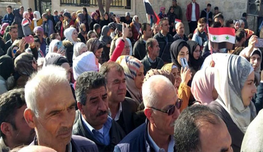 وقفة احتجاجية بريف حلب رفضا للاحتلال التركي (صور)