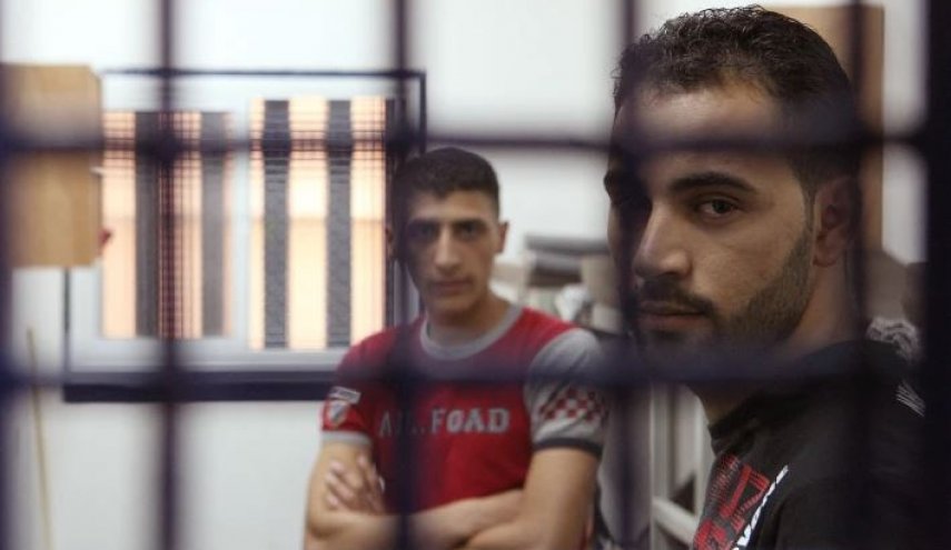  اسرى فلسطينيون يقاطعون محاكم الاحتلال الاسرائيلي