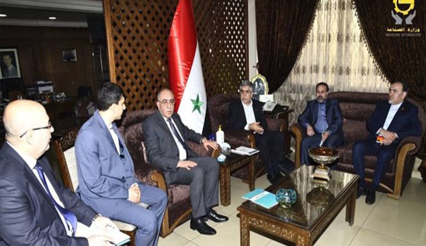 وفد ايراني يلتقي وزير الصناعة السوري.. ماذا دار بين الجانبين؟