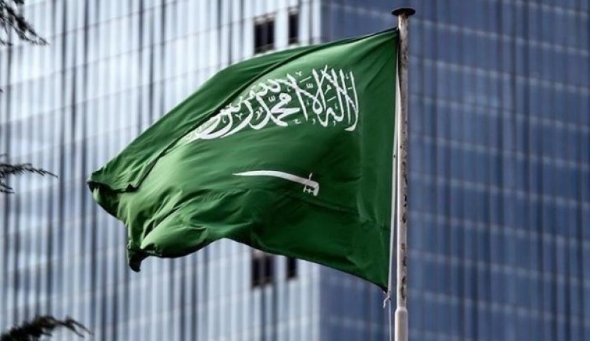 من هم المشاركون والغائبون في القمة الخليجية الـ42؟