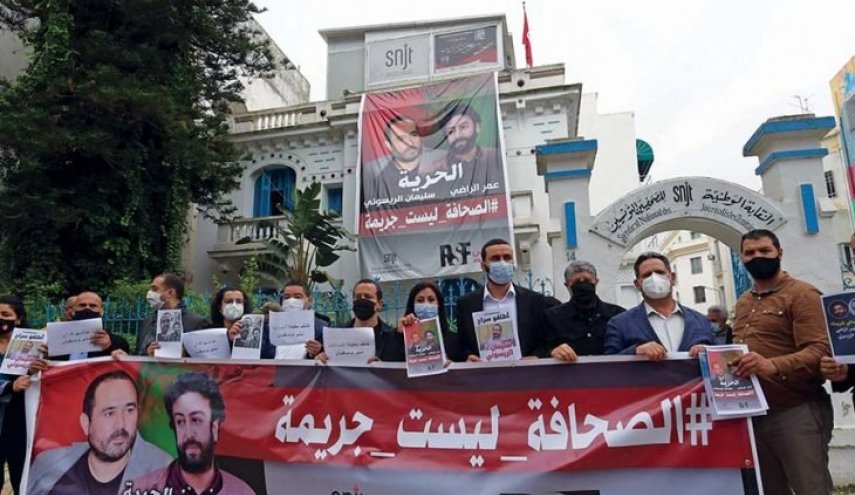 نقابة الصحافيين التونسيين تتهم قيس سعيد بـ'الانفراد بالقرار' و'الهيمنة على المؤسسات'