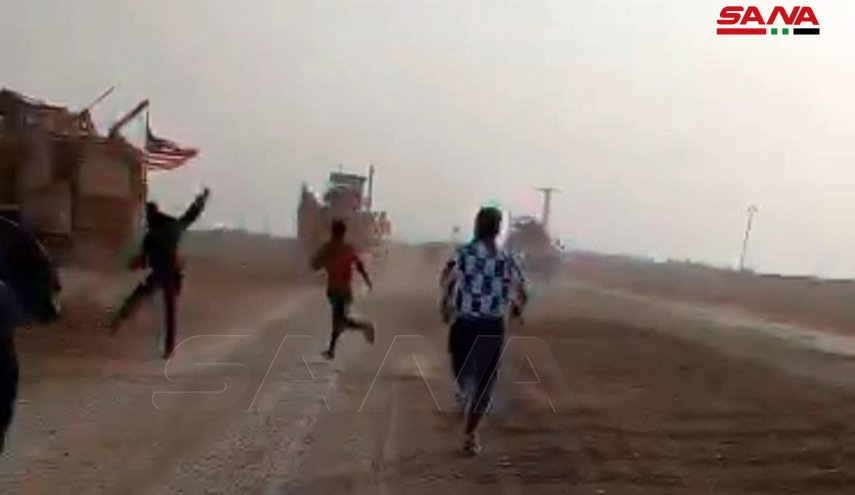 سوريا.. أهالي الصالحية وتل الذهب بريف الحسكة يعترضون رتلين للاحتلال