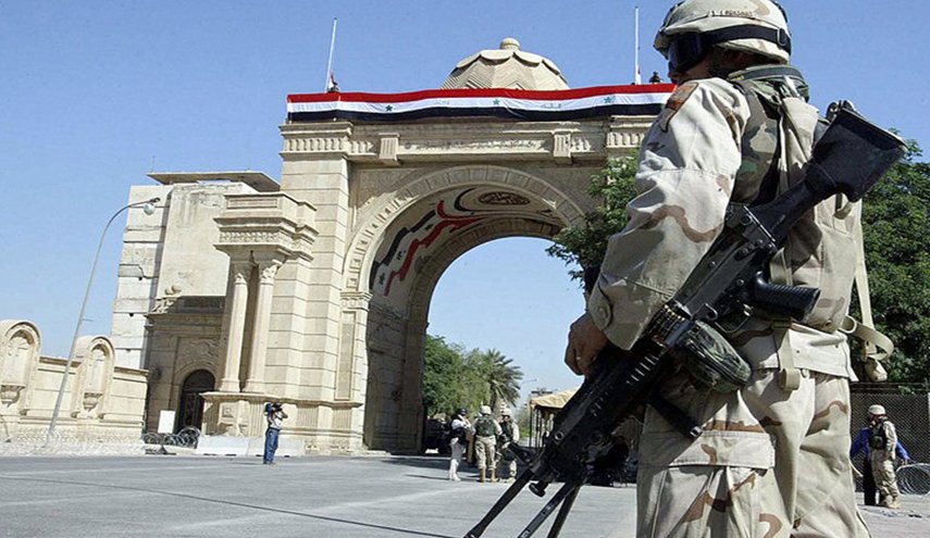 بالصور.. آثار القصف الصاروخي في المنطقة الخضراء وسط بغداد