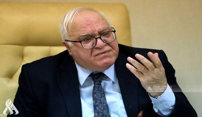 مستشار للكاظمي يحدد شرط تحقيق توازن فعلي بموازنة 2022 دون عجز