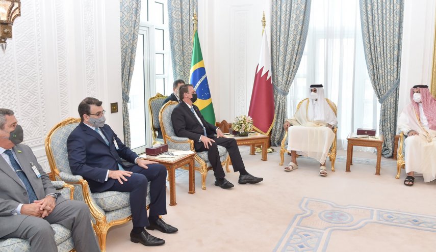 امير قطر يبحث مع الرئيس البرازيلي التعاون العسكري والاقتصادي