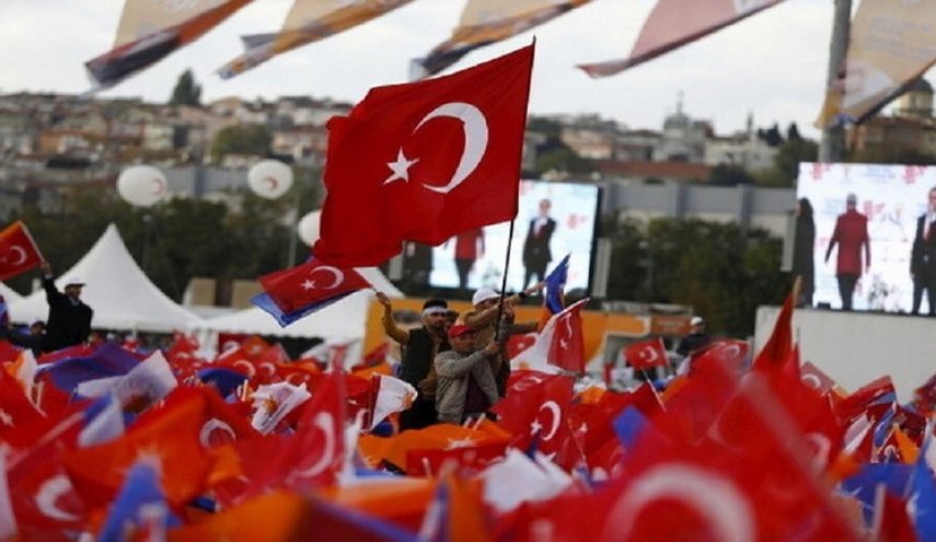 المعارضة التركية: ذهاب الأتراك إلى صناديق الاقتراع هو الحل الوحيد
