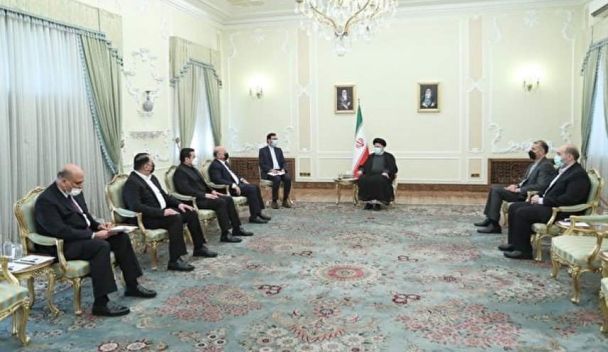 رئيسي: إيران تدعم دوما تشكيل برلمان وحكومة قوية في العراق