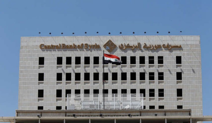 عقب العدوان الاسرائيلي..المركزي السوري يوجه دعوة هامة للمستوردين 
