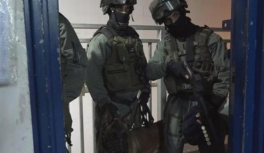 الكنيست يصادق على مشاريع قوانين تسمح لجيش الاحتلال بقمع الأسرى