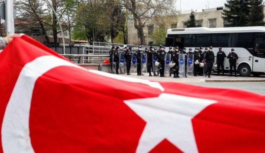 هجوم على مقر حزب مؤيد للأكراد في تركيا وإصابة شخص