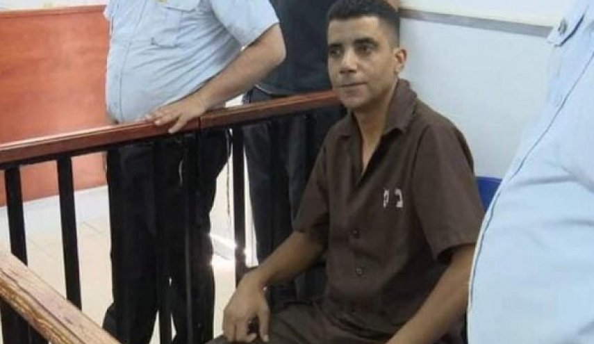 فلسطين: الأجهزة الأمنية تعتقل محمد ابن الأسير زكريا الزبيدي في جنين