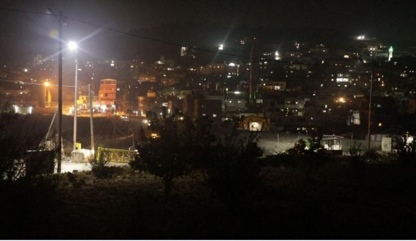 إصابة فتى فلسطيني برصاص الاحتلال في مخيم العروب