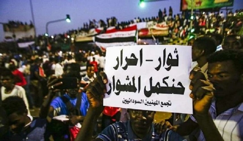 السودان.. 'تجمع المهنيين' يصدر بيانا بشأن مبادرة أممية للحوار السوداني

