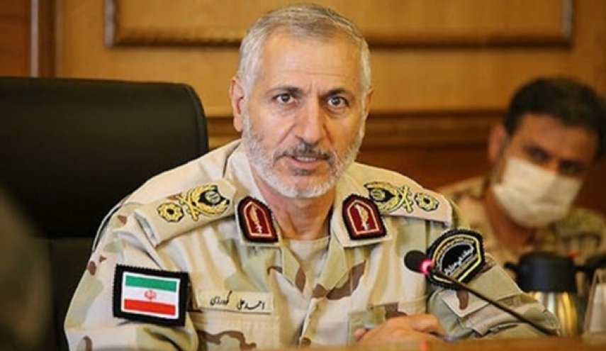 قائد حرس الحدود الايراني يصل الى كراتشي
