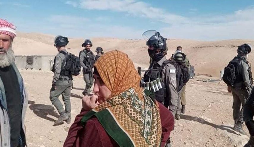 الاحتلال يهدم 11 منشأة جنوبي الخليل ويخطر بوقف بناء أخرى بنابلس
