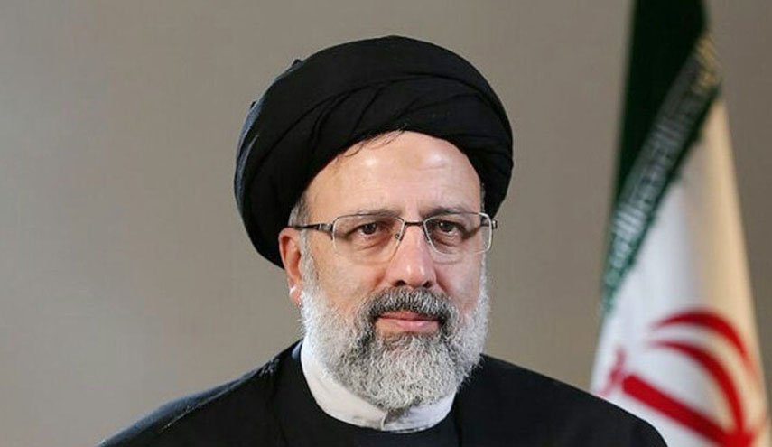 رئیس‌جمهور: ایران مدیون بانوانی است که اسوه‌های مقاومت در دامانشان بالیدند