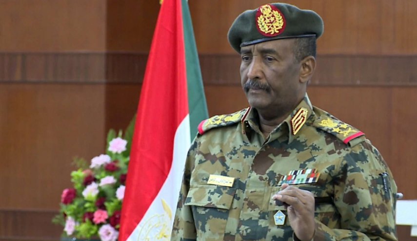 البرهان يكسر المراوحة: حكومة مؤقّتة لإجراء الانتخابات 