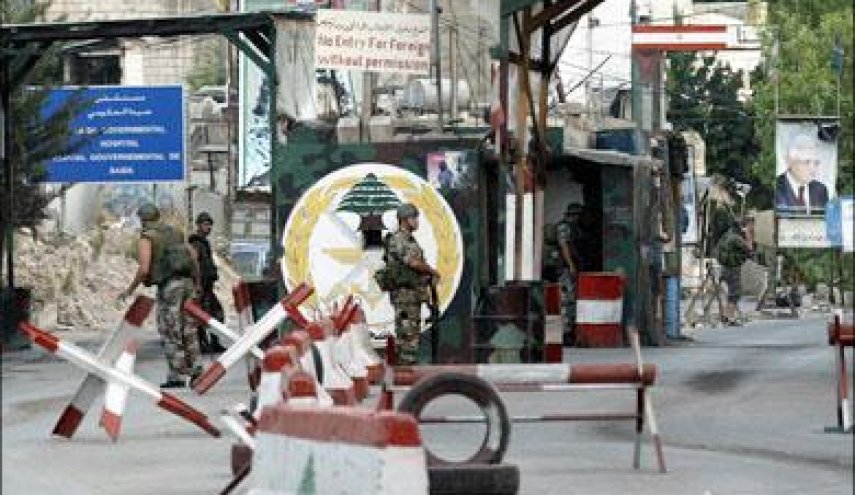 اطلاق نار في مخيم عين الحلوة في جنوب لبنان