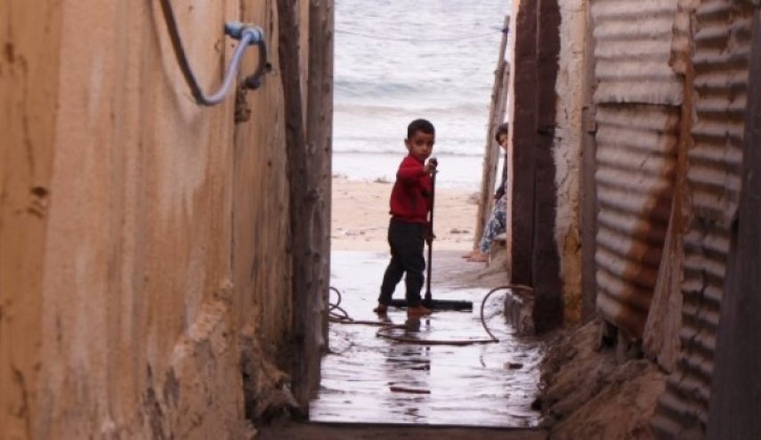 المخيمات الفلسطينية في لبنان تعاني غياب التدفئة والأمان خلال الشتاء
