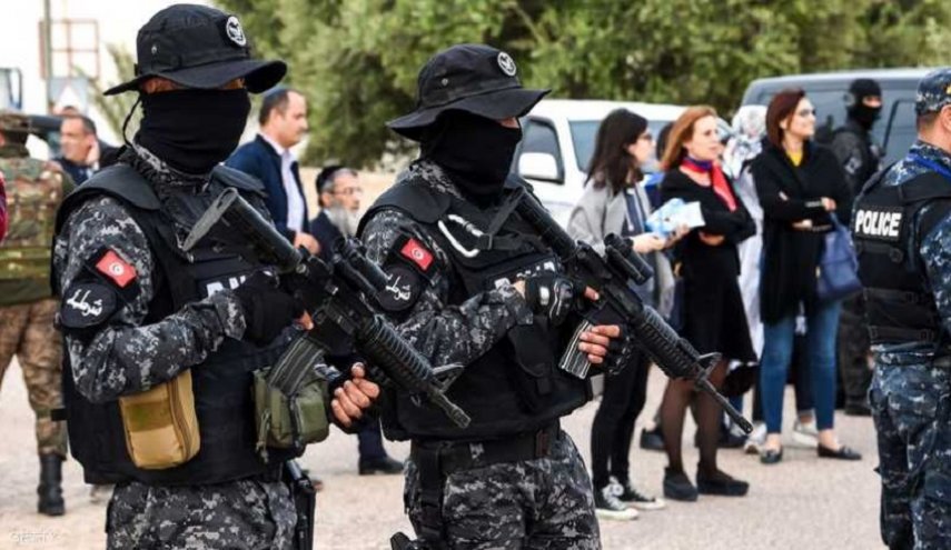 ثلاثة جرحى في عملية طعن بمترو في تونس