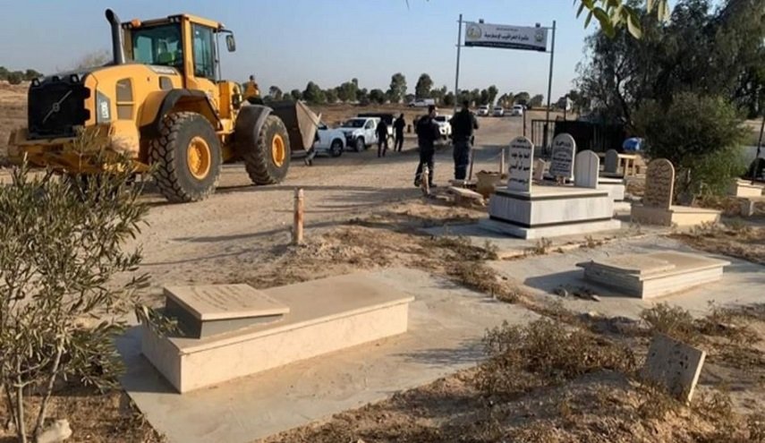 الاحتلال الإسرائيلي يهدم قرية 