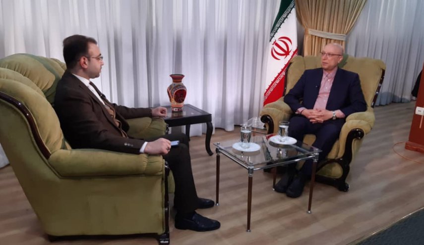 تاکید بر ضرورت آموزش حضوری در دانشگاه ها/ رتبه اول ایران در تولید علم در منطقه/ برنامه وزارت علوم در حوزه دیپلماسی علمی و تعاملات علمی ملی و بین المللی

