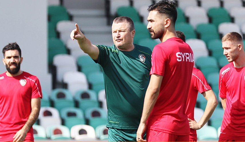 بعد الخروج من التصفيات.. إقالة الجهاز الفني لمنتخب سوريا 