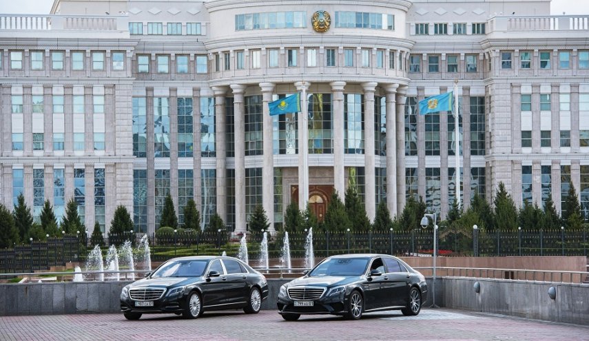 برلمان كازاخستان يتخذ خطوة جديدة بشأن الرئيس السابق