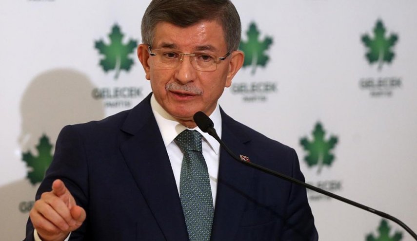 داود أوغلو يتهم حكومة اردوغان بـ