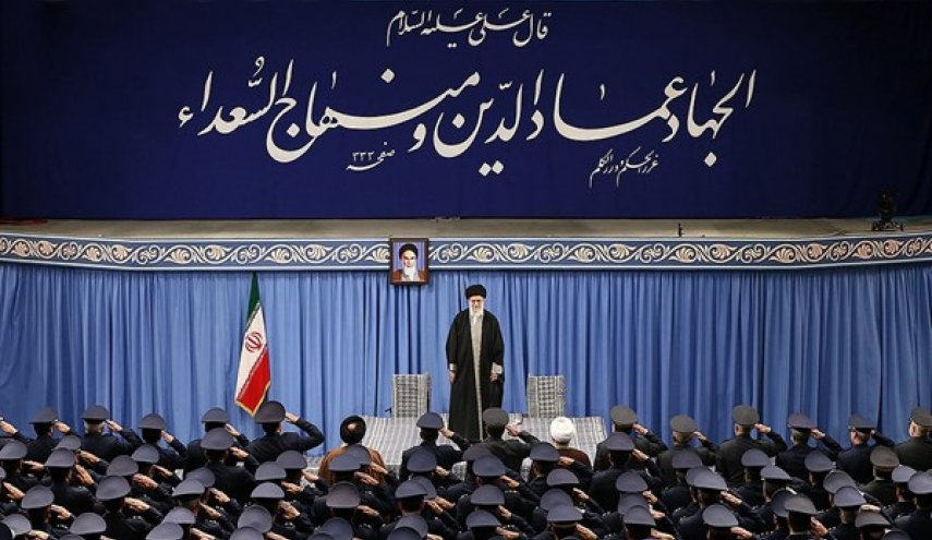 قائد الثورة يستقبل اليوم الثلاثاء قادة القوة الجوية للجيش