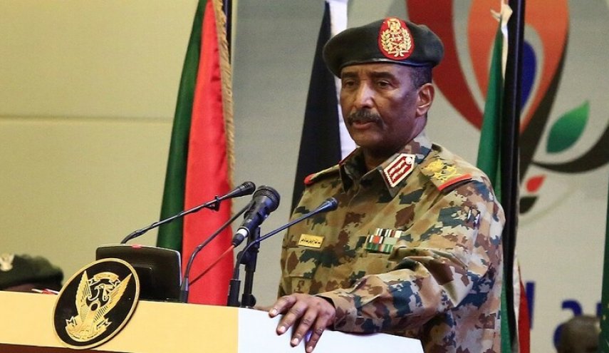 البرهان: لن نسلم السلطة إلا لحكومة منتخبة أو بالتوافق الوطني