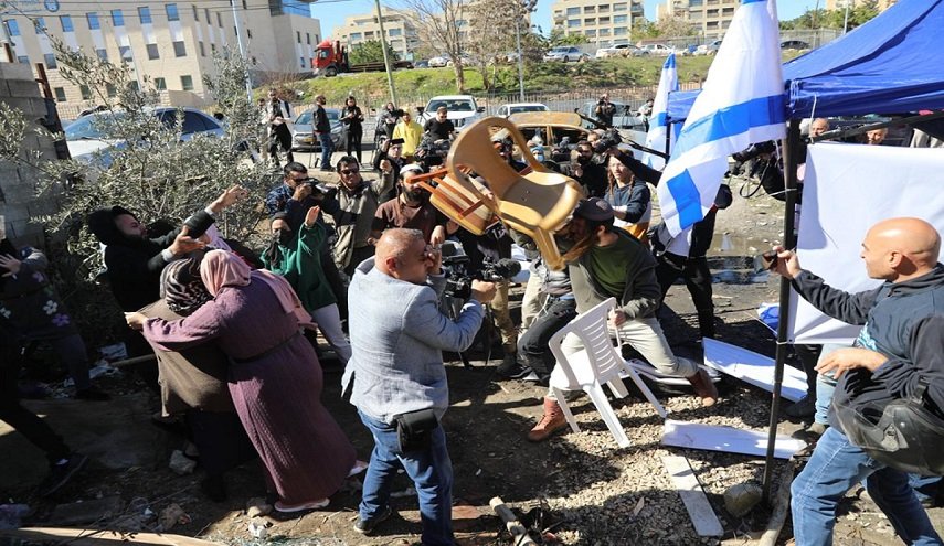 الاحتلال يصب الزيت على حي الشيخ جراح ويخشى تأجج النيران
