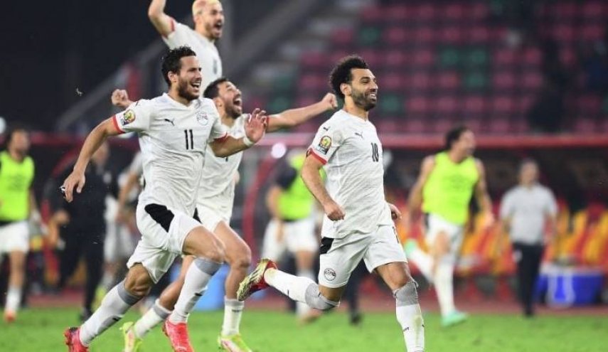 الاتحاد الأفريقي يعدل موعد مباراة مصر والسنغال