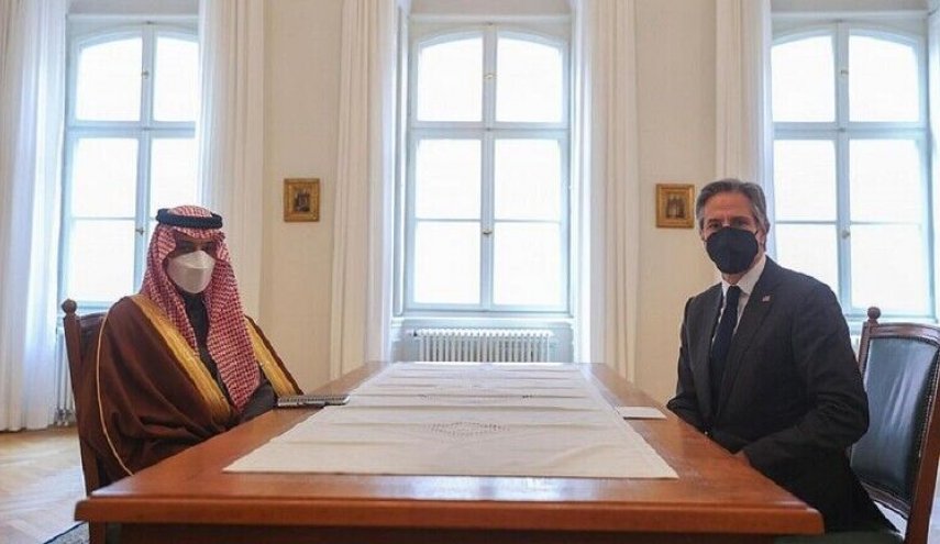 بن فرحان وبلينكن يناقشان الملف اليمني ومفاوضات فيينا