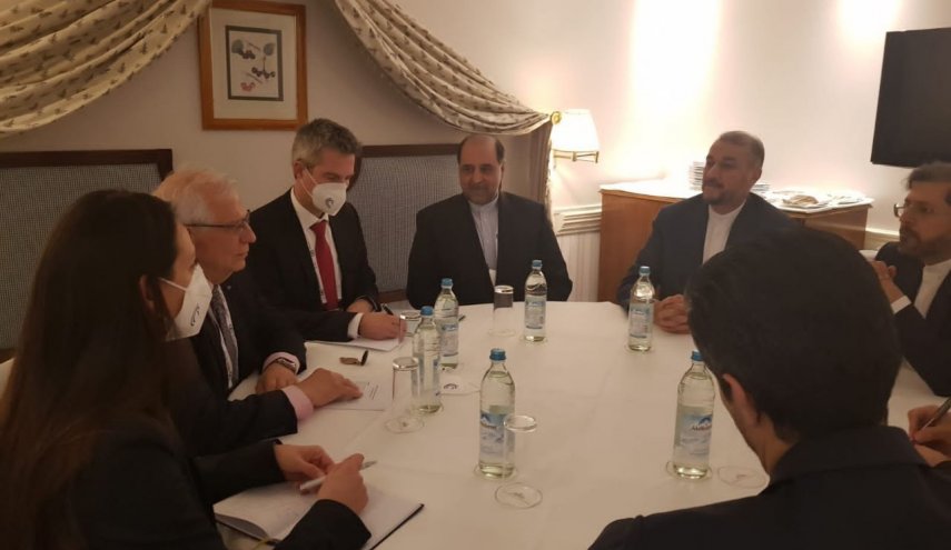 أمير عبداللهيان يلتقي بوريل في ميونيخ