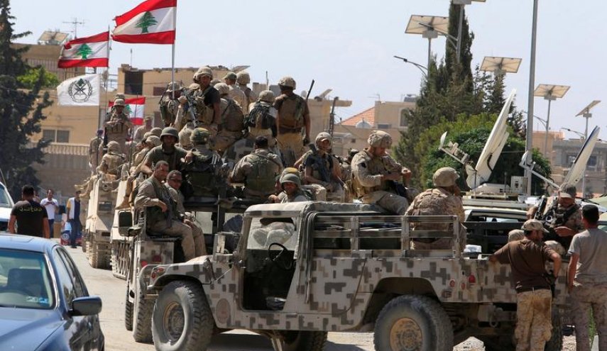 لبنان.. اشتباك مسلح على الحدود وقوة من الجيش السوري تتمركز بمنطقة قريبة