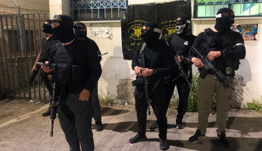 مقاومون فلسطينون يطلقون النار تجاه بؤرة 'أفيتار' الاستيطانية على جبل صبيح