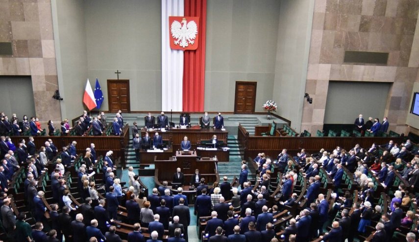 برلمان بولندا قد يسمح للمواطنين بالتطوع بالفيلق الدولي الأوكراني