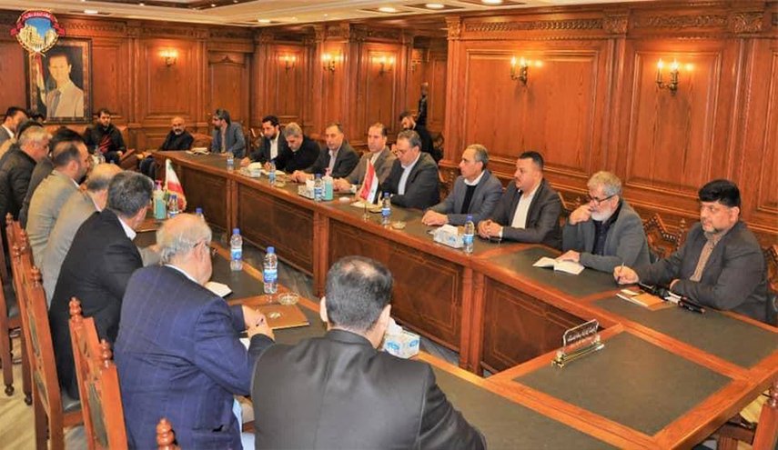 وفد ايراني يلتقي برئيس وأعضاء غرفة تجارة حلب.. وهذا ما تم بحثه